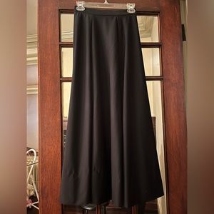 Southeastern Performance Apparel Long Black Skirt, Size S